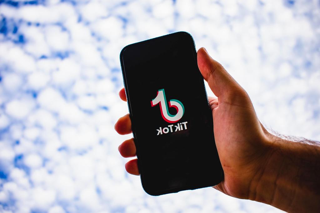 Hands-on training with networking devices