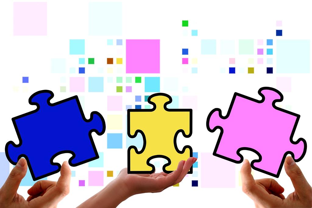 Team collaborating on networking solutions